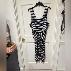 Black and White Patterned Women's Dress